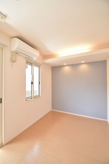 �y���̑������E�X�y�[�X�z�@