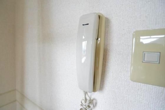 �y�Z�L�����e�B�z�@�C���^�[�z��