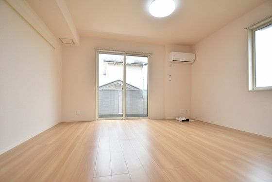 �y���̑������E�X�y�[�X�z�@