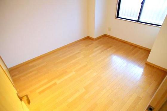 �y���̑������E�X�y�[�X�z�@