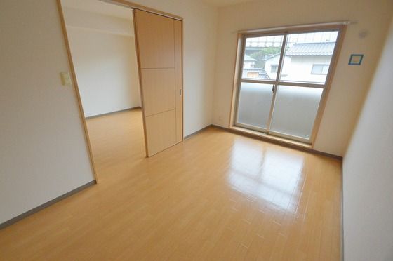 �y���̑������E�X�y�[�X�z�@