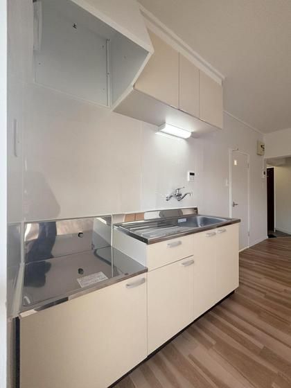 �y�L�b�`���z�@