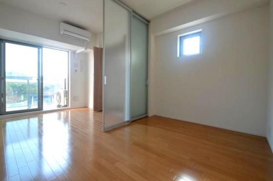 �y���̑������E�X�y�[�X�z�@