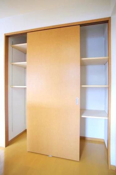 �y���̑��ݔ��z�@