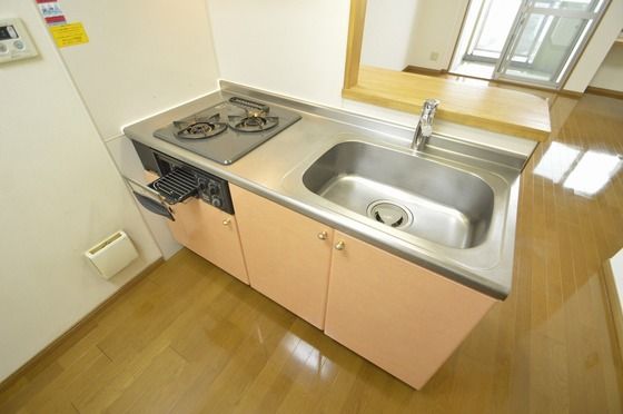 �y�L�b�`���z�@