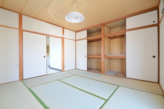 �y���̑������E�X�y�[�X�z�@