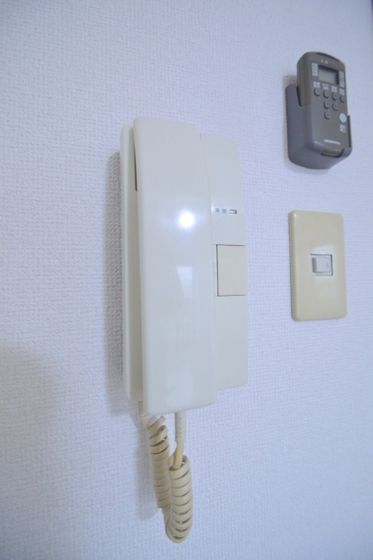 �y�Z�L�����e�B�z�@�C���^�[�t�H��