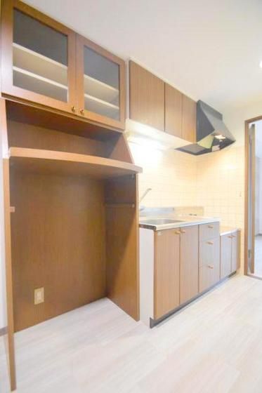 �y���̑��ݔ��z�@