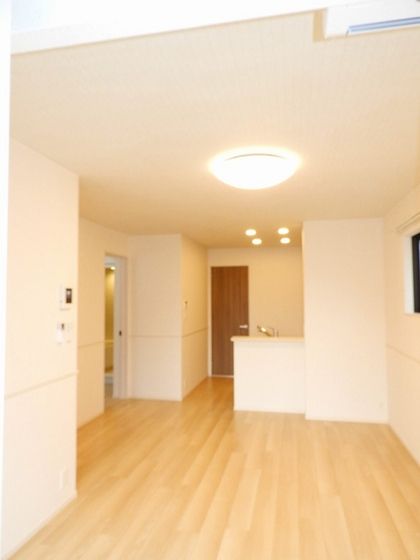 �y���̑������E�X�y�[�X�z�@