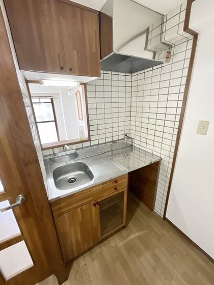 �y�L�b�`���z�@