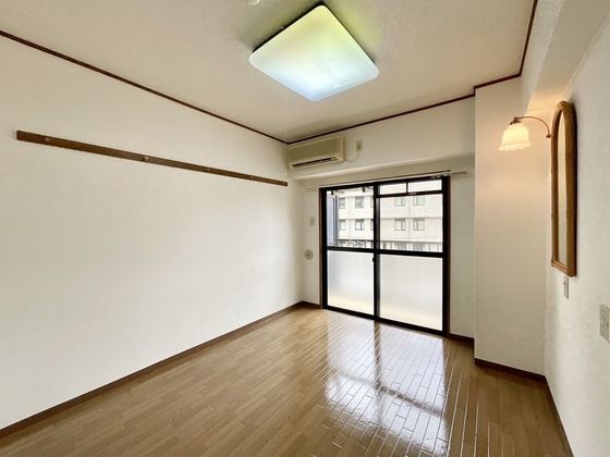 �y���̑������E�X�y�[�X�z�@