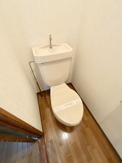 �y�g�C���z�@