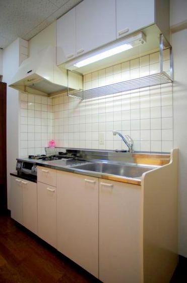 �y�L�b�`���z�@