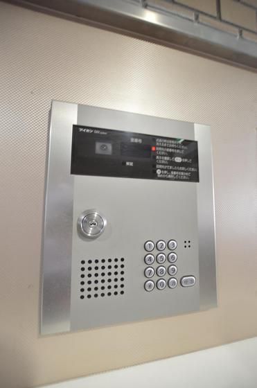 �I�[�g���b�N����