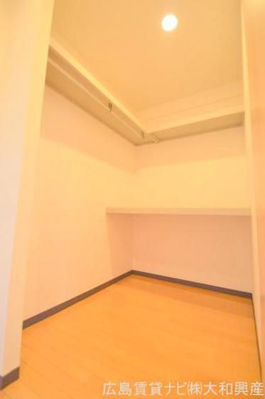 �y���[�z�@