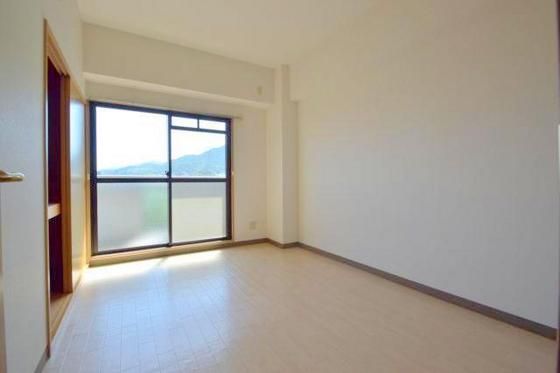 �y���̑������E�X�y�[�X�z�@