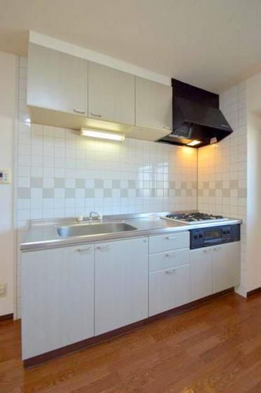 �y�L�b�`���z�@