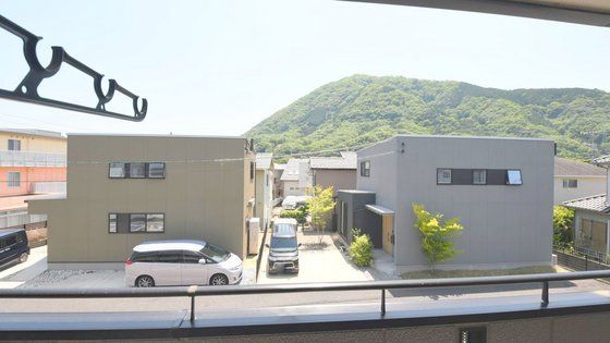 �y���]�z�@