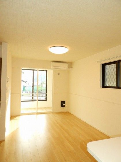 �y���̑������E�X�y�[�X�z�@