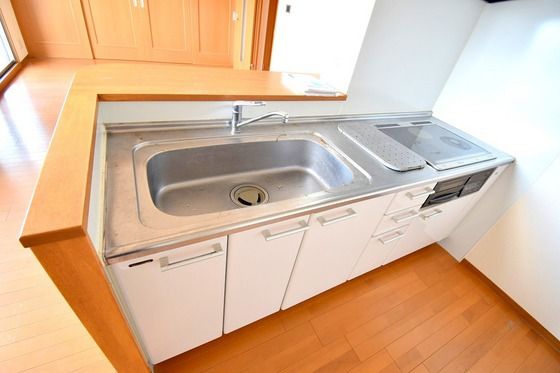 �y�L�b�`���z�@