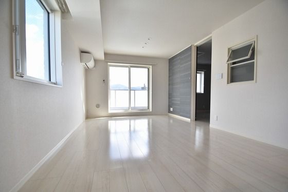 �y���̑������E�X�y�[�X�z�@