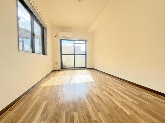 �y�����E���r���O�z�@�m��7.2��