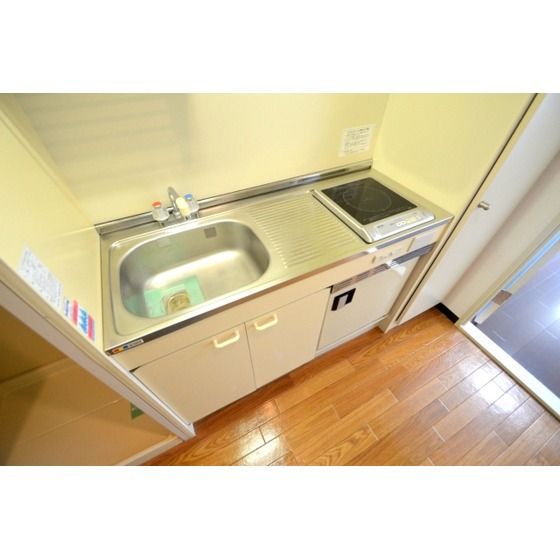 �y�L�b�`���z�@