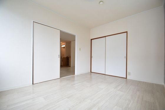 �y���̑������E�X�y�[�X�z�@