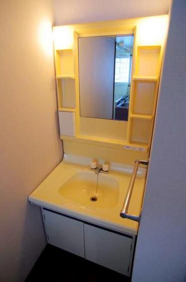 �y���ʏ��z�@