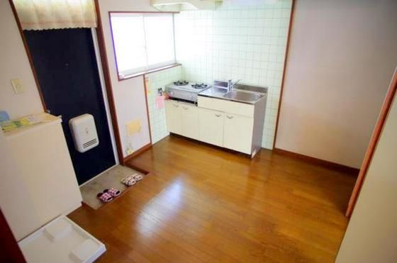 �y�����E���r���O�z�@