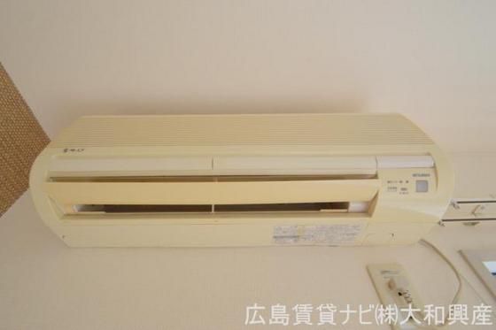 �y���̑��ݔ��z�@