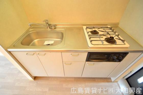 �y�L�b�`���z�@