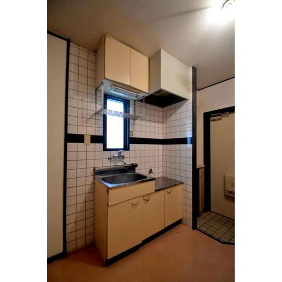 �y�L�b�`���z�@