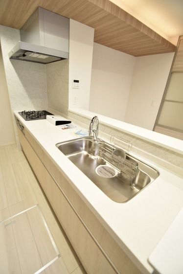 �y�L�b�`���z�@