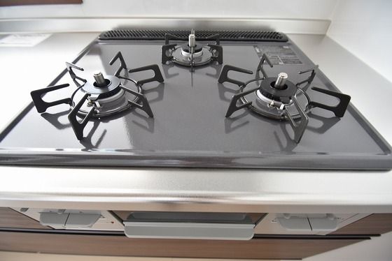 �y���̑��ݔ��z�@