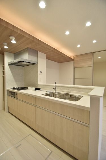 �y�L�b�`���z�@