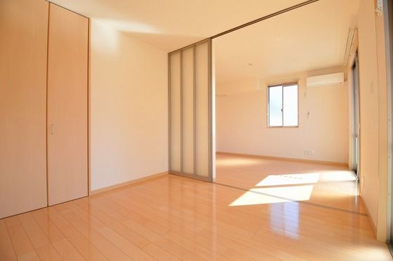 �y���̑������E�X�y�[�X�z�@