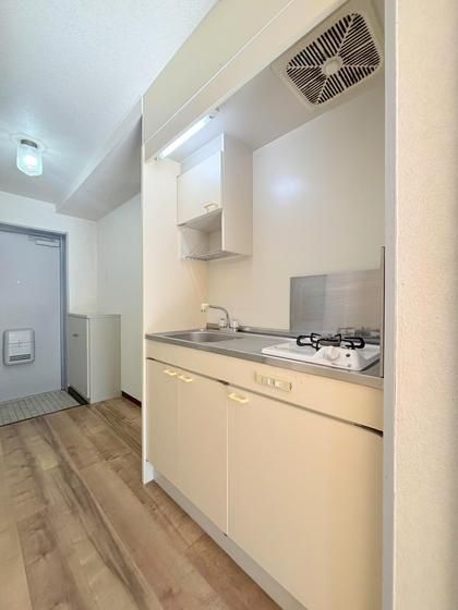 �y�L�b�`���z�@