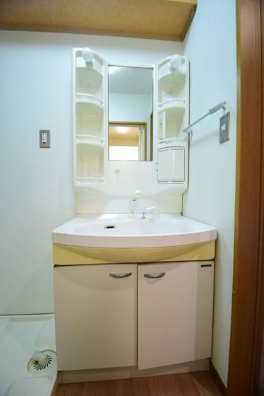 �y���ʏ��z�@