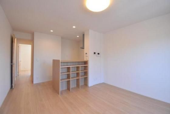 �y�����E���r���O�z�@