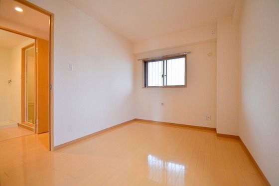 �y���̑������E�X�y�[�X�z�@