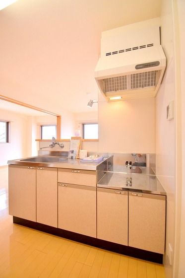 �y�L�b�`���z�@