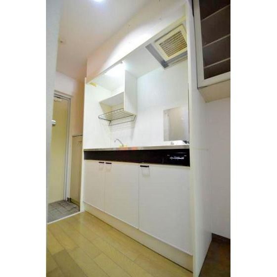 �y�L�b�`���z�@