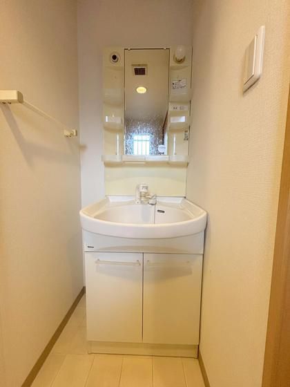 �y���ʏ��z�@