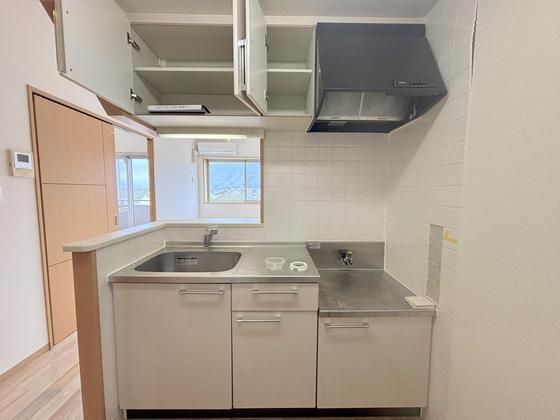 �y�L�b�`���z�@