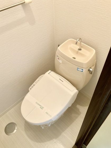 �y�g�C���z�@