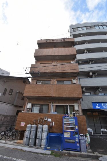 �y�����O�ρz�@