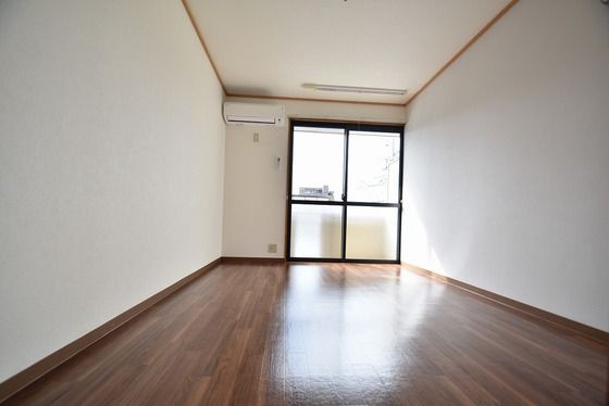 �y���̑������E�X�y�[�X�z�@