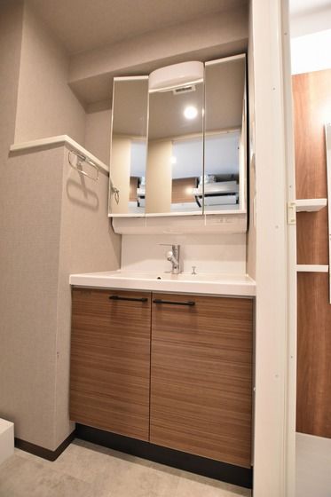 �y���ʏ��z�@