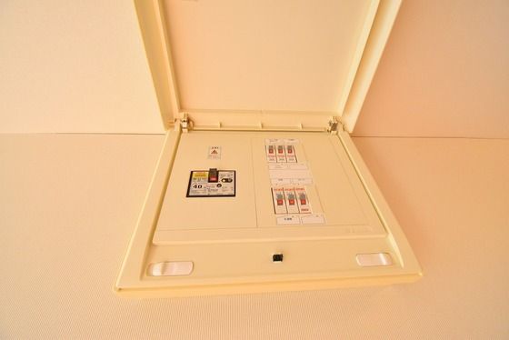 �y���̑��ݔ��z�@